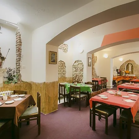 U Sladku Hotell 3*