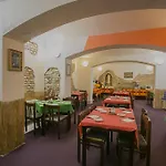 U Sladku 3* Прага